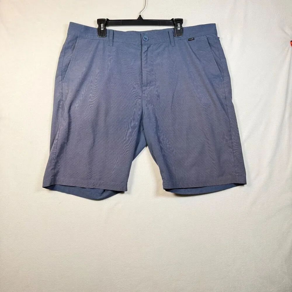 TravisMathew Blue Golf Shorts Men Size 40 Stretch Performance Flat Front 10”
